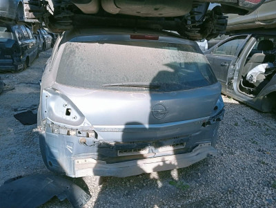 OPEL ASTRA H BERLINA