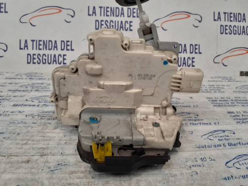  CERRADURA PUERTA TRASERA DERECHA 
