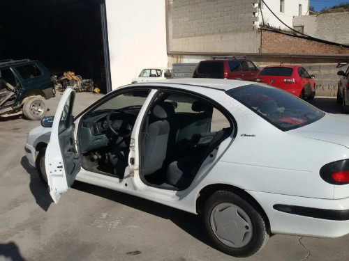  RENAULT MEGANE I CLASSIC (LA0) 
