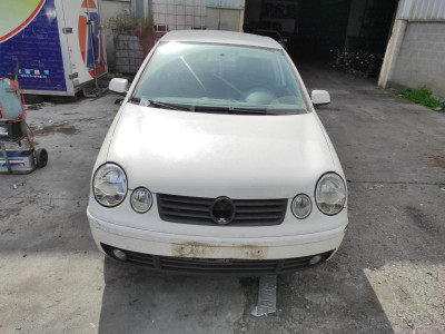 VOLKSWAGEN POLO IV (9N1)