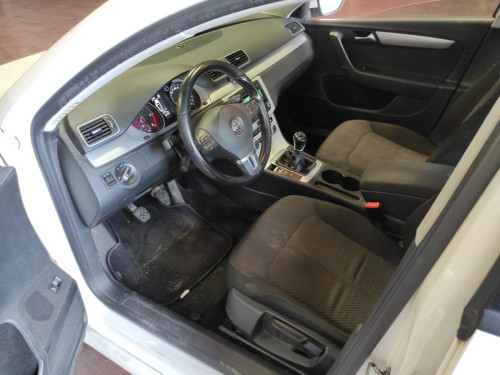 VOLKSWAGEN PASSAT BERLINA (362) — автомобиль-донор на запчасти 