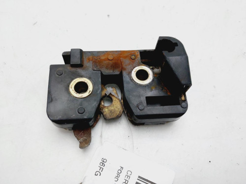 CERRADURA MALETERO / PORTON Ford FIESTA BERLINA (DX) 