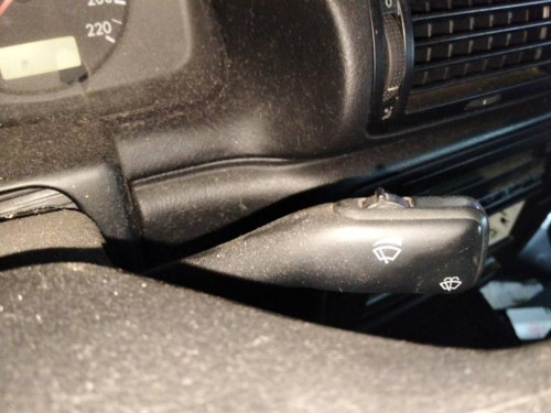 MANDO LIMPIA Volkswagen PASSAT BERLINA (3B2) 