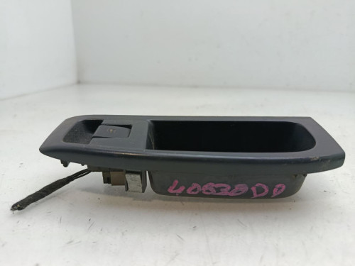 MANDO ELEVALUNAS DELANTERO DERECHO VOLKSWAGEN FOX (5Z1)(04.2005) 