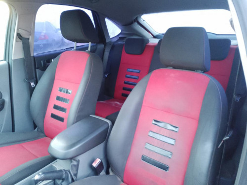  FORD FOCUS BERLINA (CAP) 