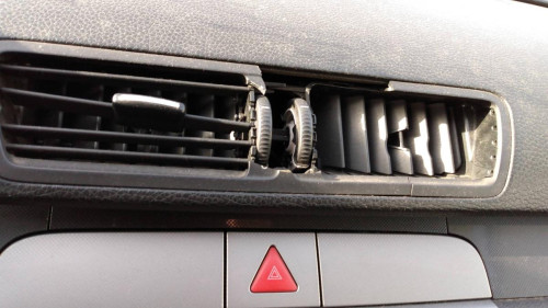  VOLKSWAGEN PASSAT BERLINA (3C2) 