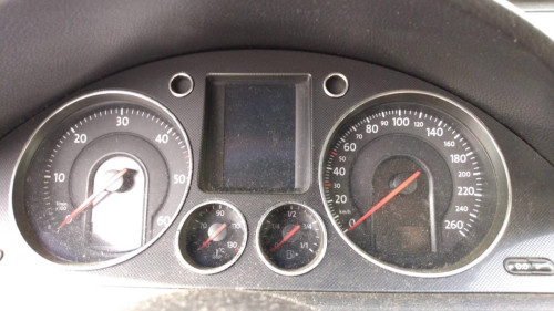  VOLKSWAGEN PASSAT BERLINA (3C2) 