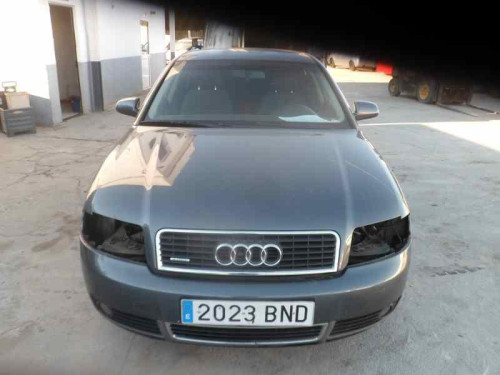 AUDI A4 BERLINA (8E) 