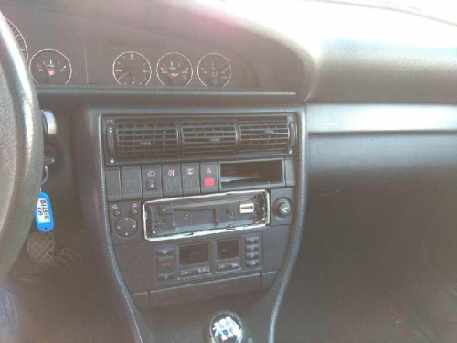  AUDI 100 BERLINA (C4) 