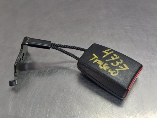  ENGANCHE CINTURON TRASERO IZQUIERDO Opel VECTRA C BERLINA 