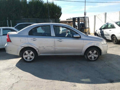  CHEVROLET AVEO BERLINA 