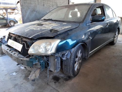  TOYOTA AVENSIS BERLINA (T25) 