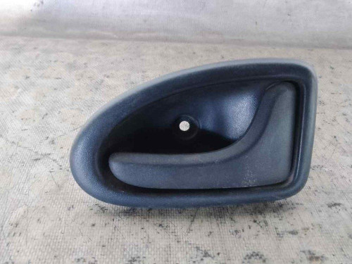 MANETA INTERIOR DELANTERA DERECHA OPEL VIVARO 