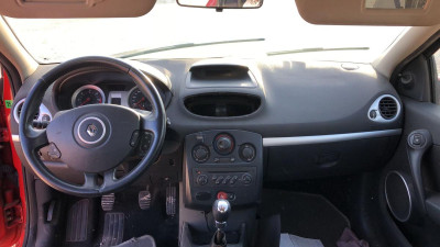 RENAULT CLIO III