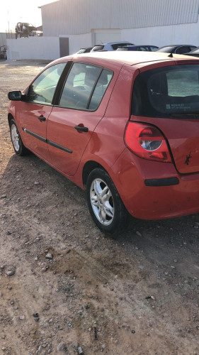 RENAULT CLIO III — Donor Vehicle for Used Parts 