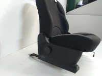 ASIENTO DELANTERO DERECHO