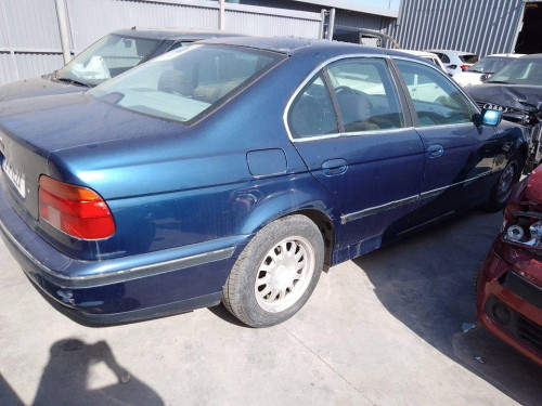 BMW SERIE 5 BERLINA (E39) — vehículo donante para recambios 