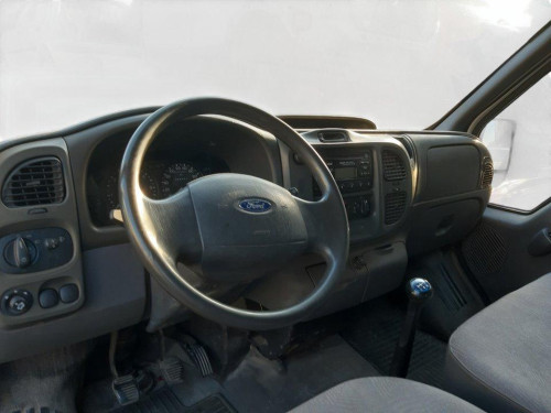 FORD TRANSIT FURGÓN CORTO (FY) б/у