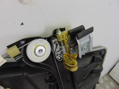 ELEVALUNAS DELANTERO DERECHO, MERCEDES-BENZ, CLASE CLA (BM 117)