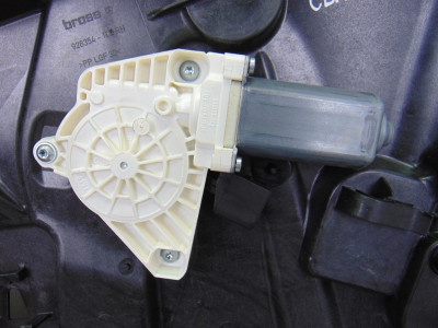 ELEVALUNAS DELANTERO DERECHO, MERCEDES-BENZ, CLASE CLA (BM 117)