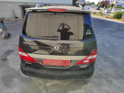 SSANGYONG RODIUS