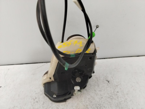 CERRADURA PUERTA DELANTERA DERECHA Toyota YARIS (KSP1/NLP1/NSP1) 