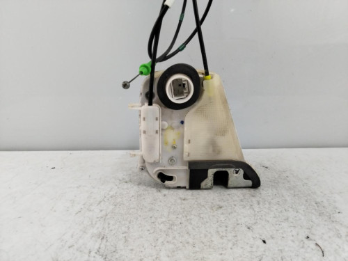 CERRADURA PUERTA DELANTERA DERECHA Toyota YARIS (KSP1/NLP1/NSP1) 