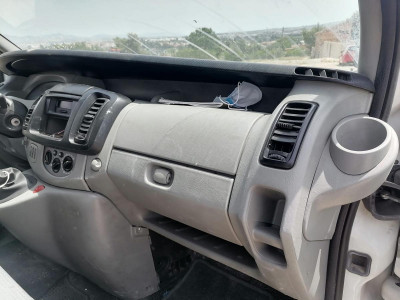 RENAULT TRAFIC II FURGÓN