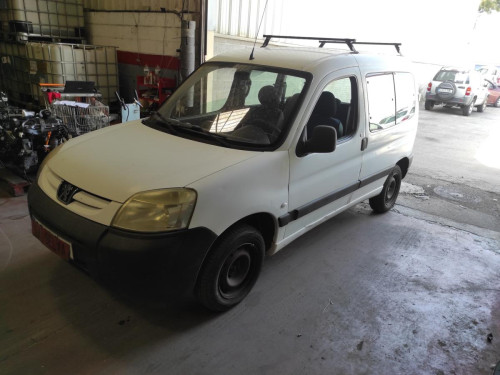 PEUGEOT PARTNER (S2) — vehículo donante para recambios 