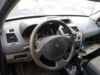 RENAULT MEGANE II CLASSIC BERLINA