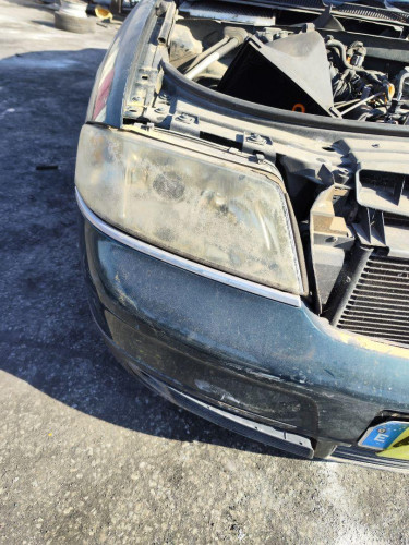 FARO DERECHO Audi A6 BERLINA (4B2) 
