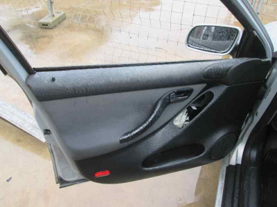 SEAT TOLEDO (1M2)