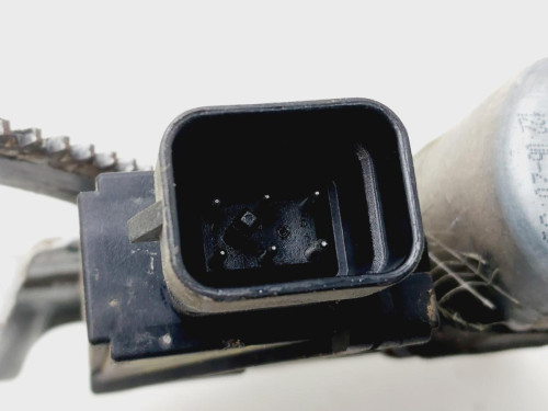 ELEVALUNAS DELANTERO DERECHO OPEL CORSA C 