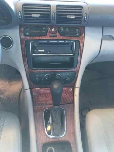 MERCEDES-BENZ CLASE C (BM 203) BERLINA de segunda mano