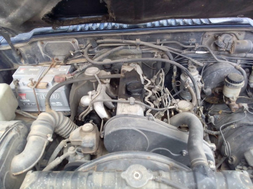 MITSUBISHI MONTERO (L040) 