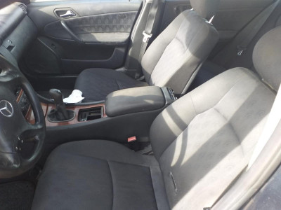 MERCEDES-BENZ CLASE C (BM 203) BERLINA