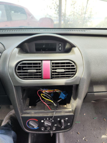 CONSOLA CENTRAL Opel CORSA C 