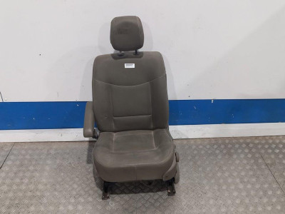ASIENTO DELANTERO IZQUIERDO