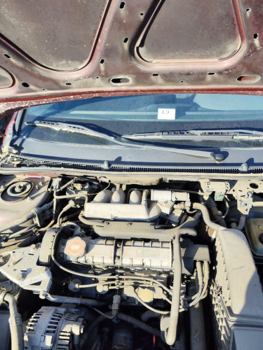 BRAZO LIMPIA DELANTERO DERECHO Renault LAGUNA (B56) 
