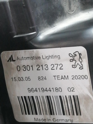  FARO DERECHO PEUGEOT 407 SW 