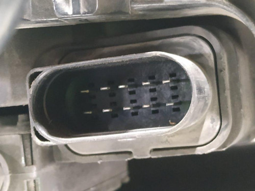  FARO IZQUIERDO AUDI A6 BERLINA (4B2) 