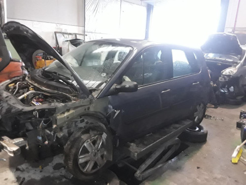RENAULT SCENIC II (JM) — автомобиль-донор на запчасти 