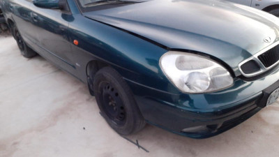 DAEWOO NUBIRA BERLINA
