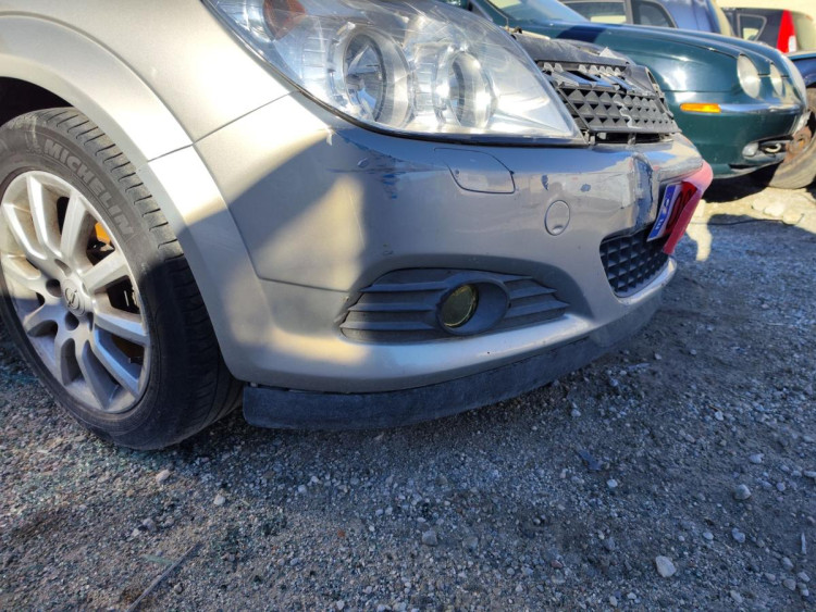 PARAGOLPES DELANTERO