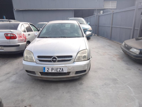 OPEL VECTRA C BERLINA — vehículo donante para recambios 