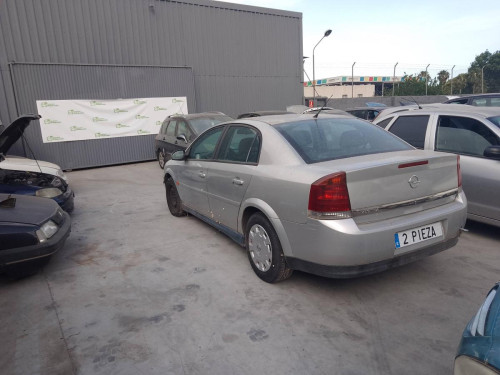 OPEL VECTRA C BERLINA — vehículo donante para recambios 