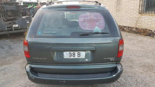 CHRYSLER VOYAGER (RG) — vehículo donante para recambios 