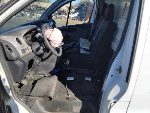  RENAULT TRAFIC III COMBI 
