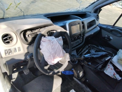  RENAULT TRAFIC III COMBI 