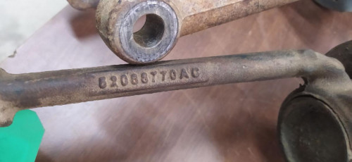 JUEGO AMORTIGUADORES DELANTERO JEEP CHEROKEE (KJ) 